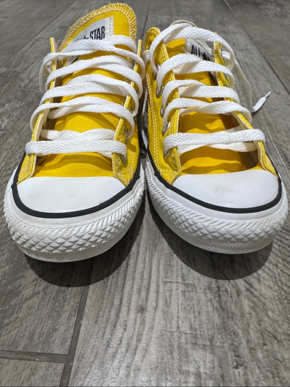 Converse Low Top Sneaker in Bright Yellow and White - Picture 6 of 10